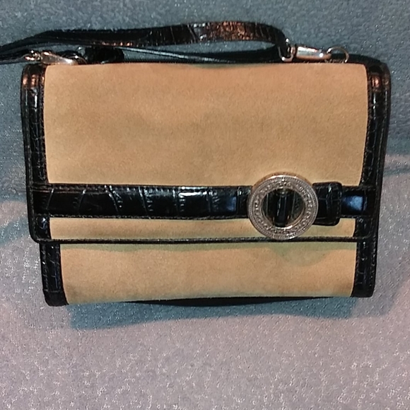 Brighton organisational wallet on a string. - Picture 2 of 12